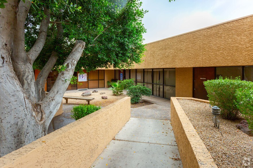 More Photos Of 7330 E Earll Dr, Scottsdale Office For Lease