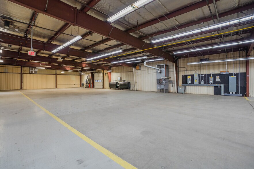 More Photos Of 82 Benning St, West Lebanon Manufacturing For Lease