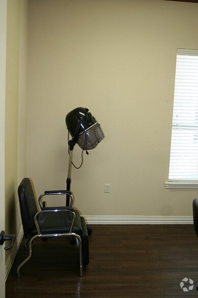 More Photos Of 3604 S Cooper St, Arlington Office For Lease