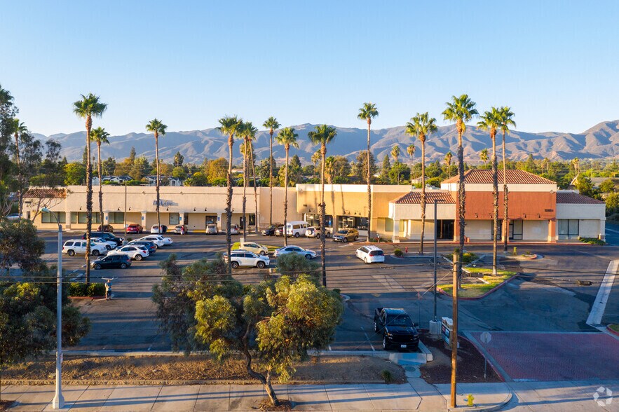 More Photos Of 1110-1150 W 6th St, Corona Unknown For Lease