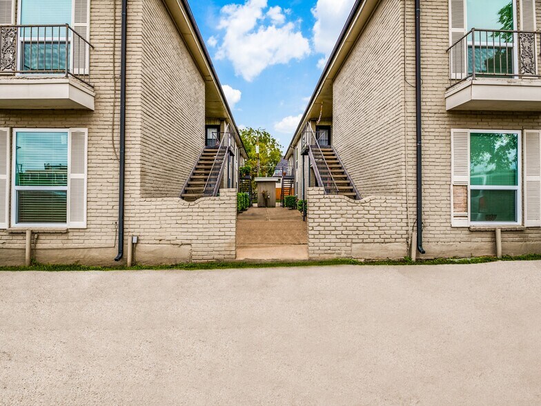 More Photos Of 5504-5508 Birchman Ave, Fort Worth Apartments For Sale