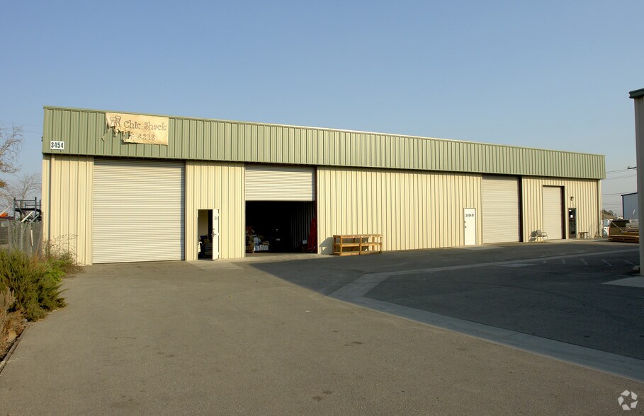 Primary Photo Of 3454 Alken St, Bakersfield Warehouse For Lease