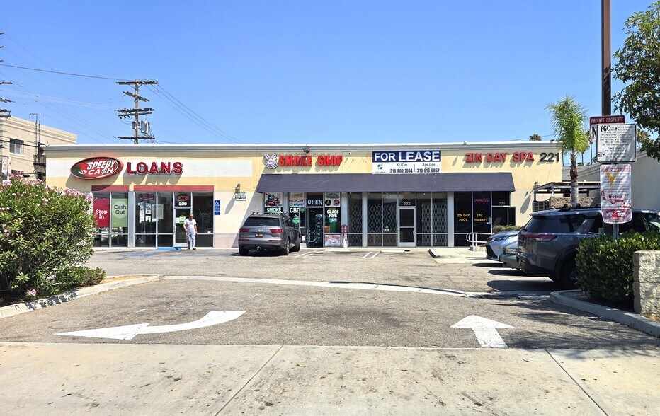 More Photos Of 215-229 W Anaheim St, Wilmington Restaurant For Lease
