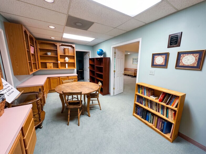 More Photos Of 2054 Harobi Dr, Tucker Specialty For Lease