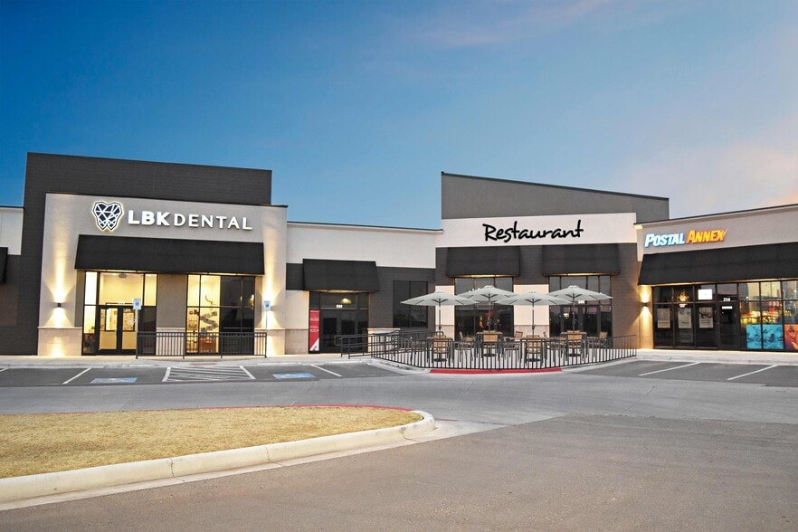 More Photos Of 114th St & Quaker Ave, Lubbock Storefront For Lease