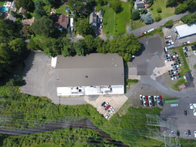 More Photos Of 73 Ramapo Valley Rd, Mahwah Warehouse For Lease