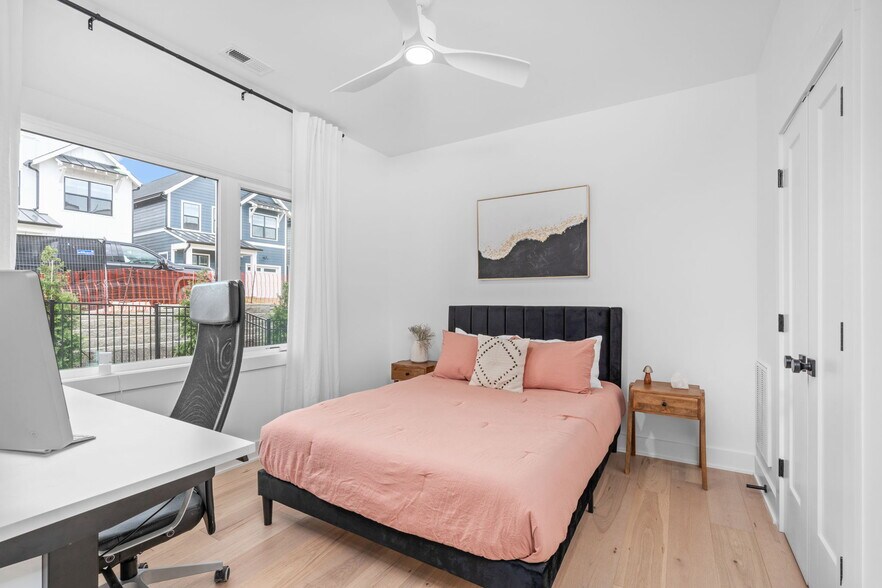 More Photos Of 209-229 Woodsborough Pl, Raleigh Apartments For Sale