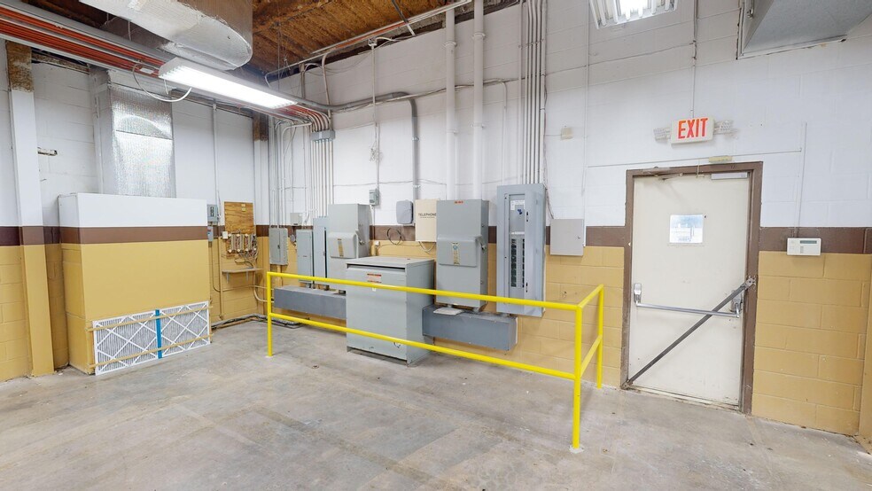 More Photos Of 855 Allens Chapel Rd, Smithville Manufacturing For Sale