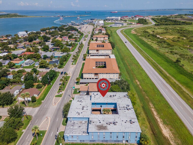 More Photos Of 610 Ferry Rd, Galveston Apartments For Sale