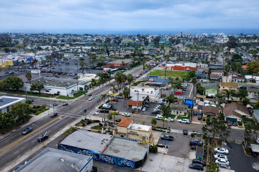 More Photos Of 1708-1710 Mission Ave, Oceanside Freestanding For Sale
