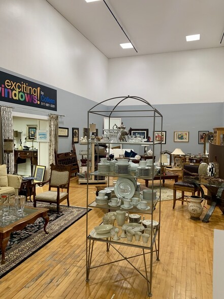 More Photos Of 5000 Marsh Rd, Okemos Freestanding For Lease