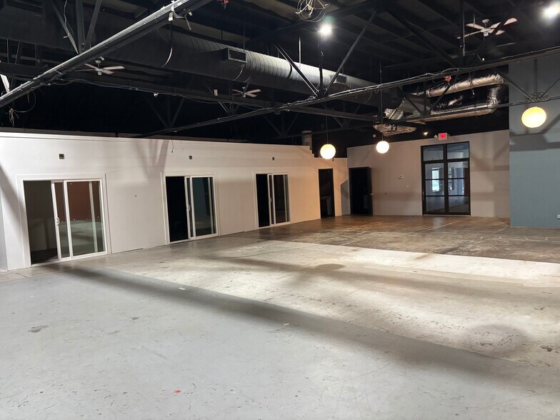 More Photos Of 209 N Main St, Tulsa Storefront For Lease