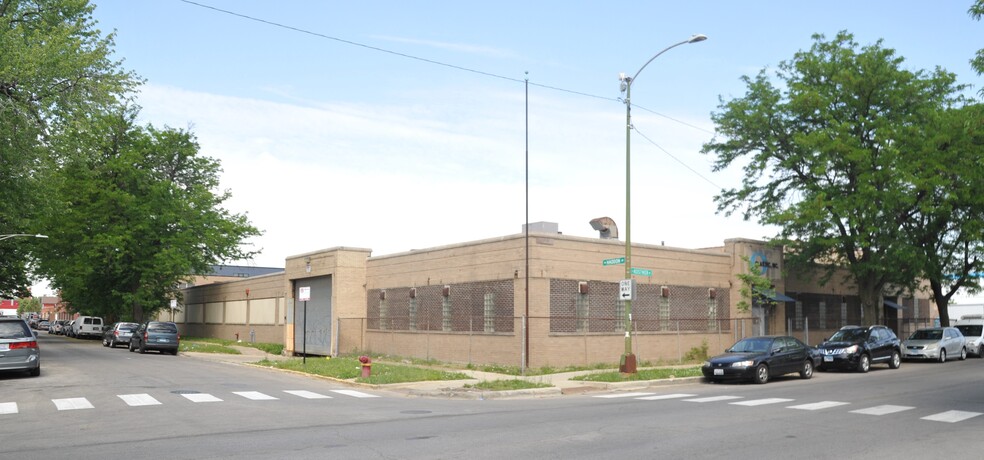 Primary Photo Of 1140 N Kostner Ave, Chicago Manufacturing For Sale