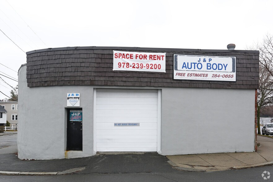 More Photos Of 30 Revere Beach Pky, Revere Auto Repair For Lease