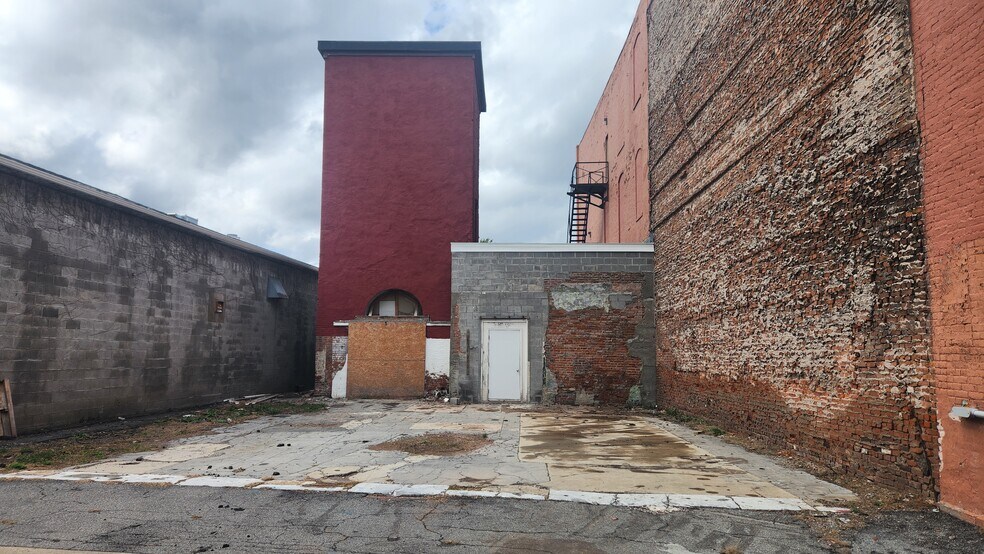 More Photos Of 125 Oneida St, Oneida Storefront Retail Office For Sale