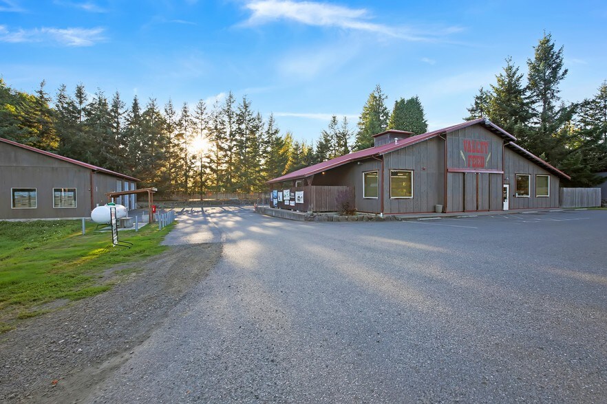 More Photos Of 461 NE Old Belfair Hwy, Belfair Storefront Retail Office For Sale