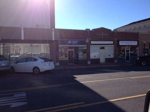 More Photos Of 431-433 W Broadway St, Muskogee Office For Lease