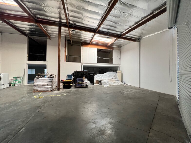 More Photos Of 14640 Industry Cir, La Mirada Warehouse For Sale