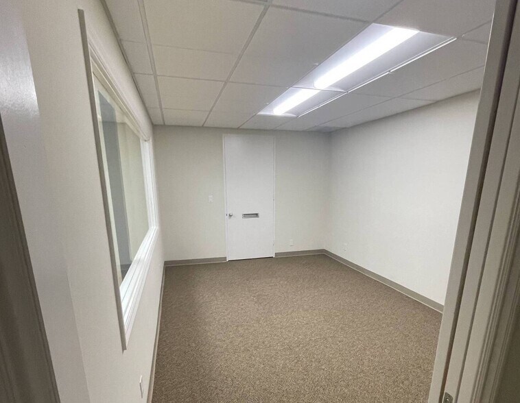 More Photos Of 711-713 Santa Cruz Ave, Menlo Park Storefront Retail Office For Lease