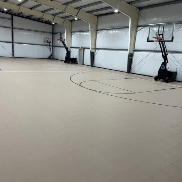 More Photos Of 2054 Country Club Rd, Saint Charles Lodge Meeting Hall For Sale