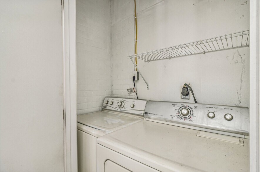 More Photos Of 7735 Mocking Bird Ln, San Antonio Lodge Meeting Hall For Sale