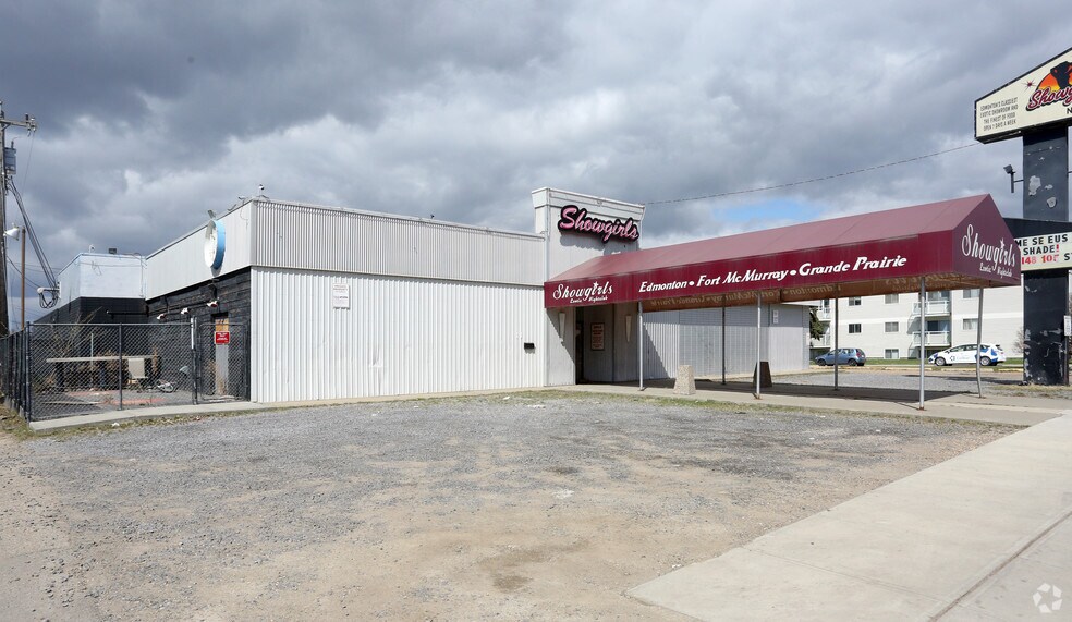 Primary Photo Of 7103 78 Ave NW, Edmonton Service For Lease