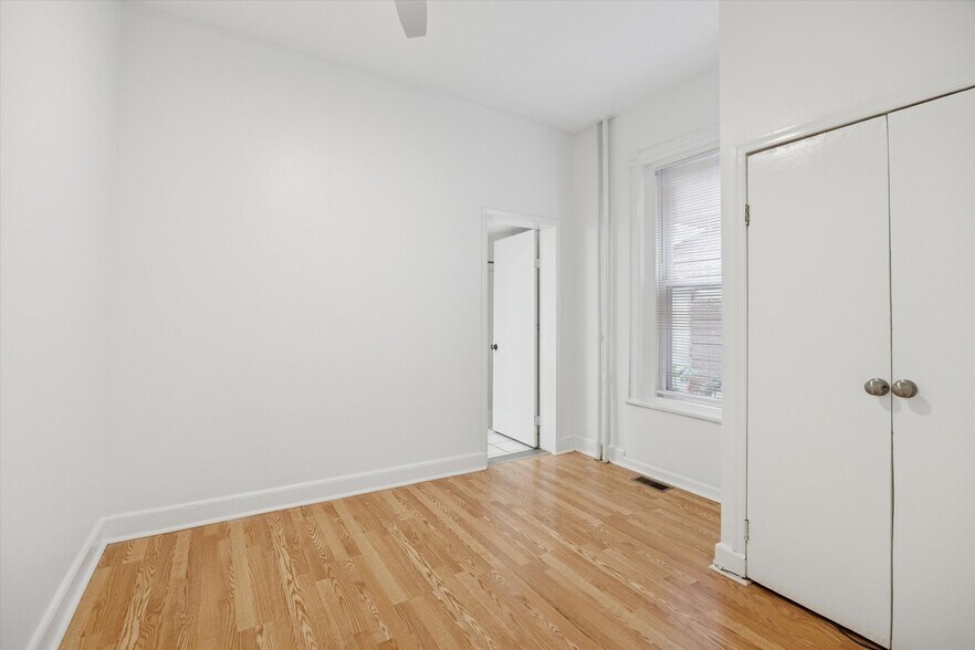 More Photos Of 236 Buckingham Pl, Philadelphia Apartments For Sale