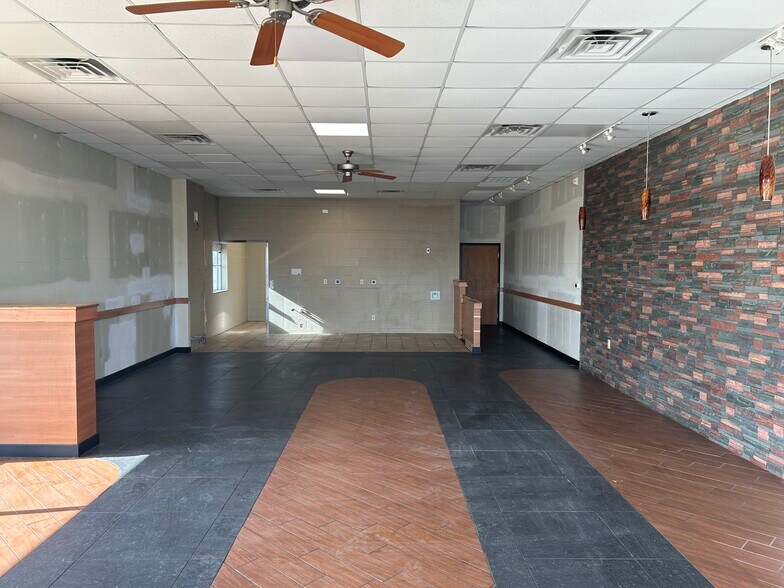 More Photos Of 2701 N Rock Rd, Derby General Retail For Lease