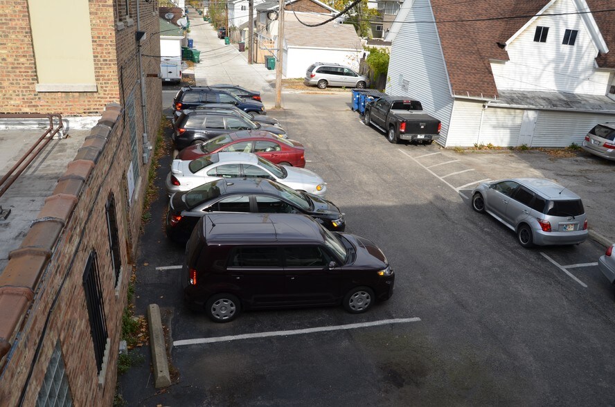 More Photos Of 320 Lake St, Oak Park Office For Lease