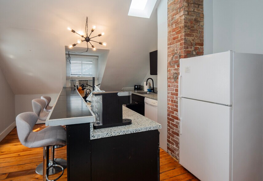More Photos Of , Newport Multifamily For Sale