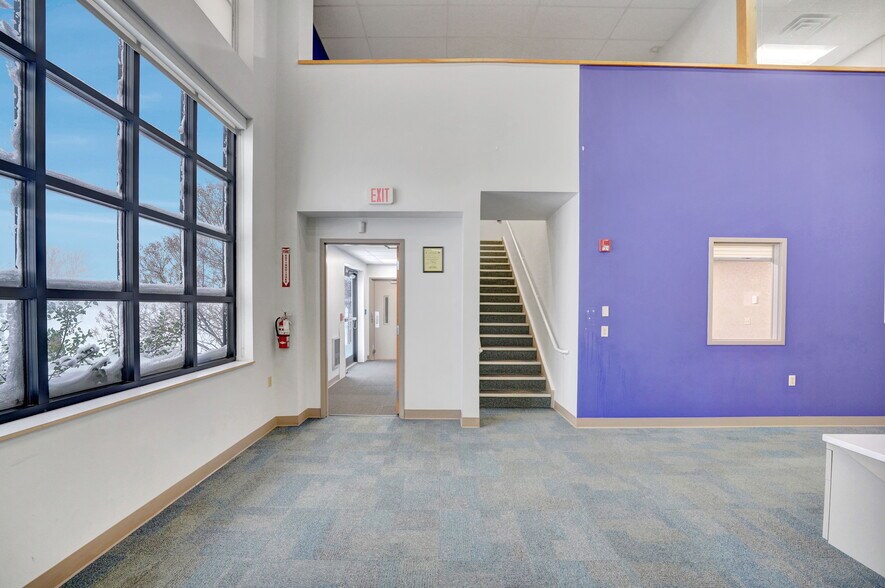 More Photos Of 26 Steele Ave, Arcade Office For Lease