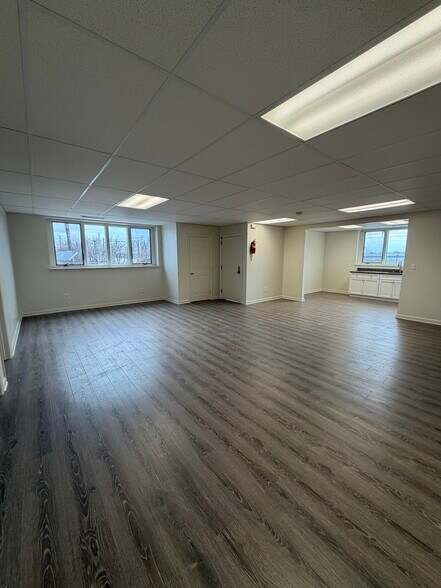 More Photos Of 44-50 Lewis Ave, Jersey City Light Manufacturing For Lease