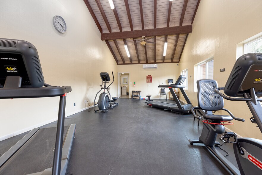 More Photos Of 5829 Buck Springs Rd, Pinetop Hotel For Sale