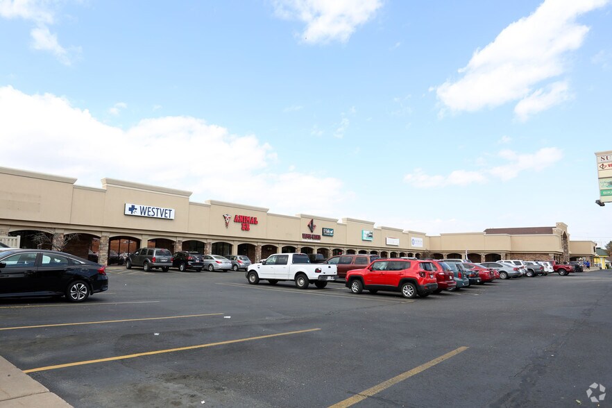 More Photos Of 2465 N Main St, Sunset Unknown For Lease