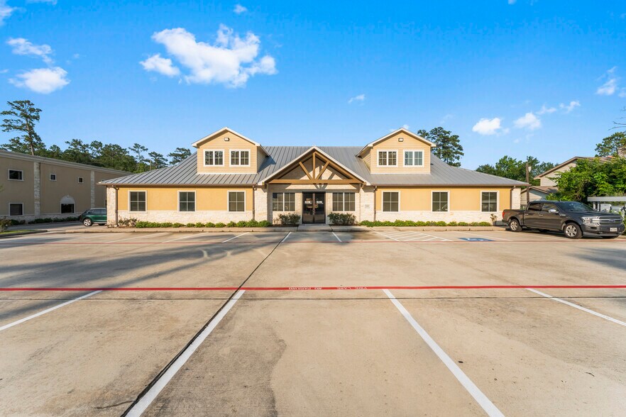 More Photos Of 26203 Oak Ridge Dr, Spring Office For Sale