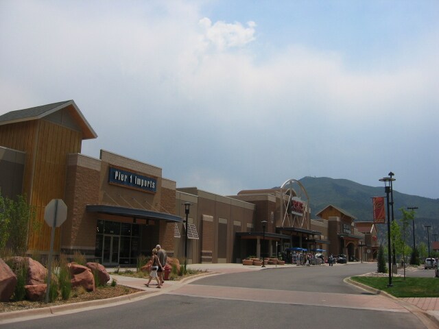More Photos Of 100-150 W Meadows Dr, Glenwood Springs Storefront For Lease