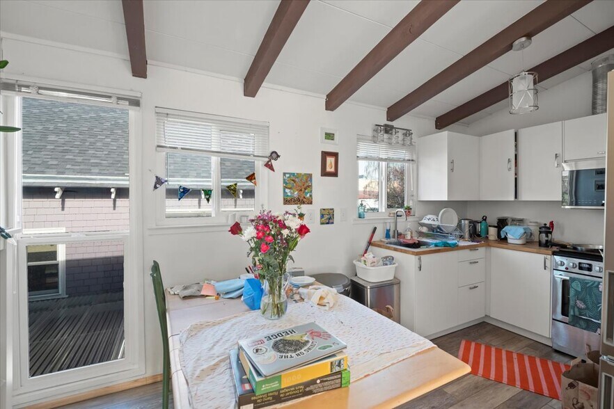 More Photos Of 84 Monte Vista Ave, Oakland Apartments For Sale