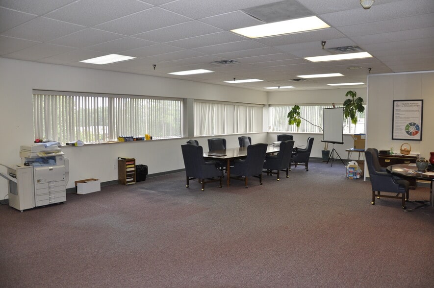 More Photos Of 5825 Clyde Rhyne Dr, Sanford Warehouse For Lease