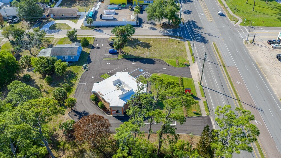 More Photos Of 1015 S Ridgewood Ave, Edgewater Office For Sale