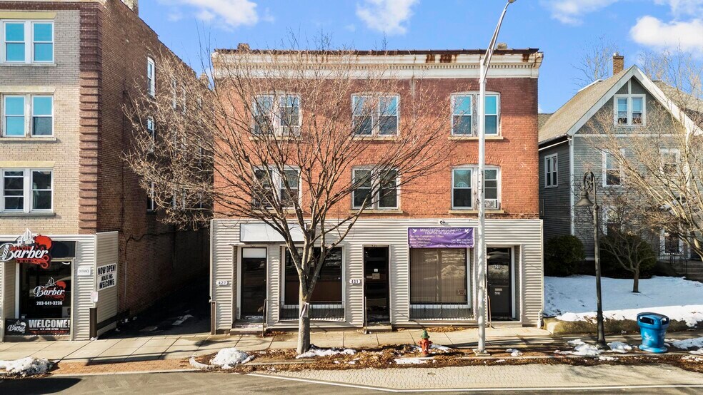 More Photos Of 411-431 N Main St, Bristol Apartments For Lease