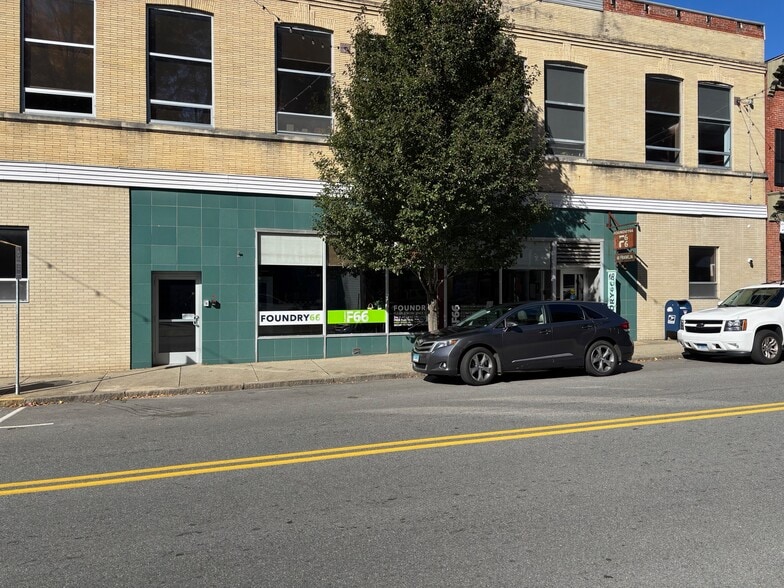 More Photos Of 78 Franklin St, Norwich Storefront Retail Office For Lease