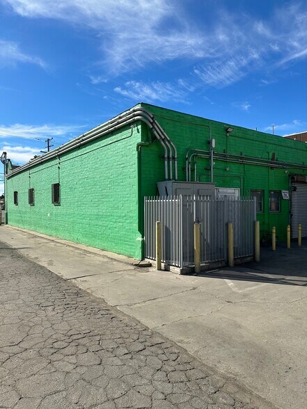 More Photos Of 4007 W Pico Blvd, Los Angeles Storefront Retail Residential For Lease