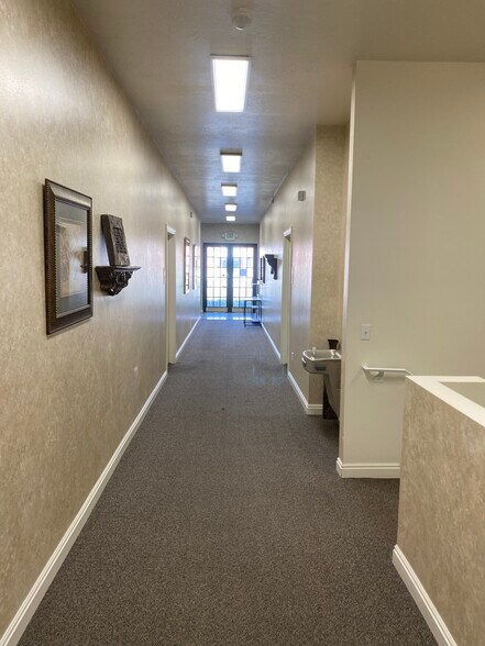 More Photos Of 327 W Gordon Ave, Layton Office For Sale