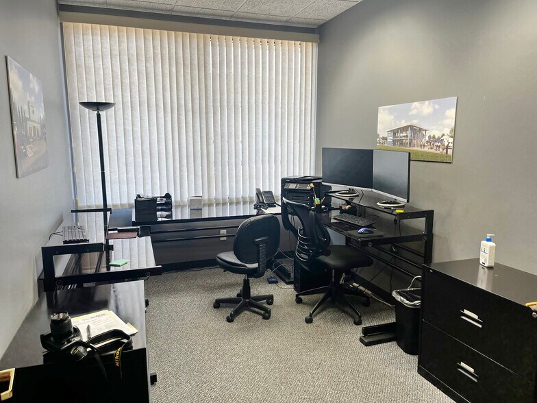 More Photos Of 5523 Integrity Way, Appleton Flex For Sale