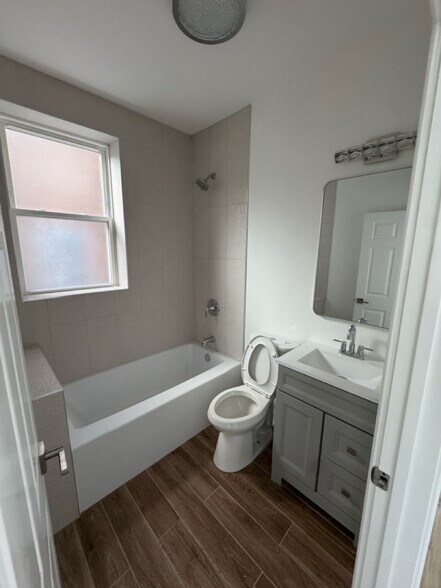 More Photos Of 4751 W Monroe St, Chicago Multifamily For Sale