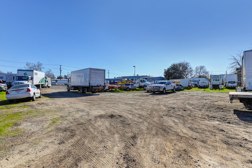 More Photos Of 1441 Richards Blvd, Sacramento Service For Lease