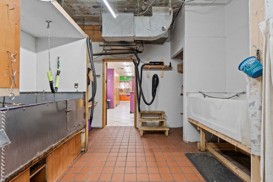 More Photos Of 109-111 Green St, Herkimer Office For Sale