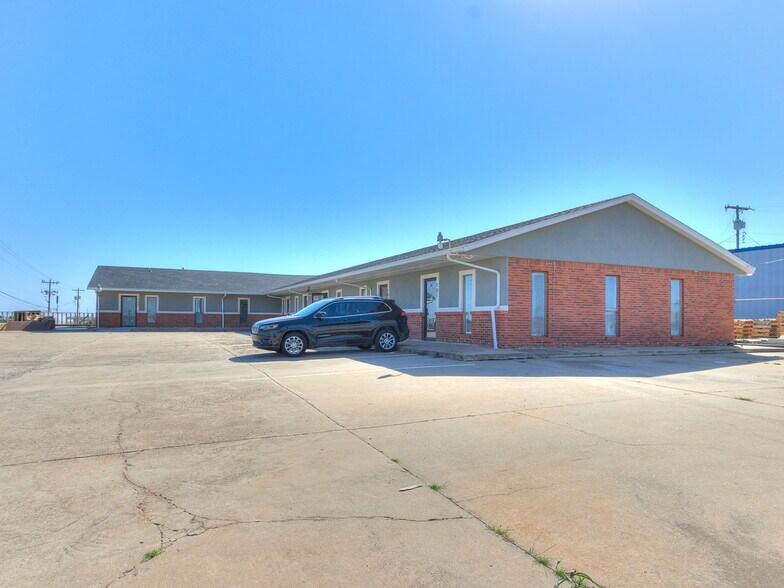 More Photos Of 7030 W Wilshire Blvd, Oklahoma City Storefront Retail Office For Lease
