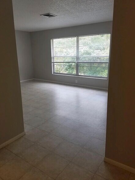 More Photos Of 5845 Fairfield Ave S, Saint Petersburg Apartments For Sale