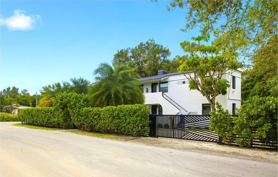 More Photos Of 8270-8280 NE 1st Pl, Miami Land For Sale